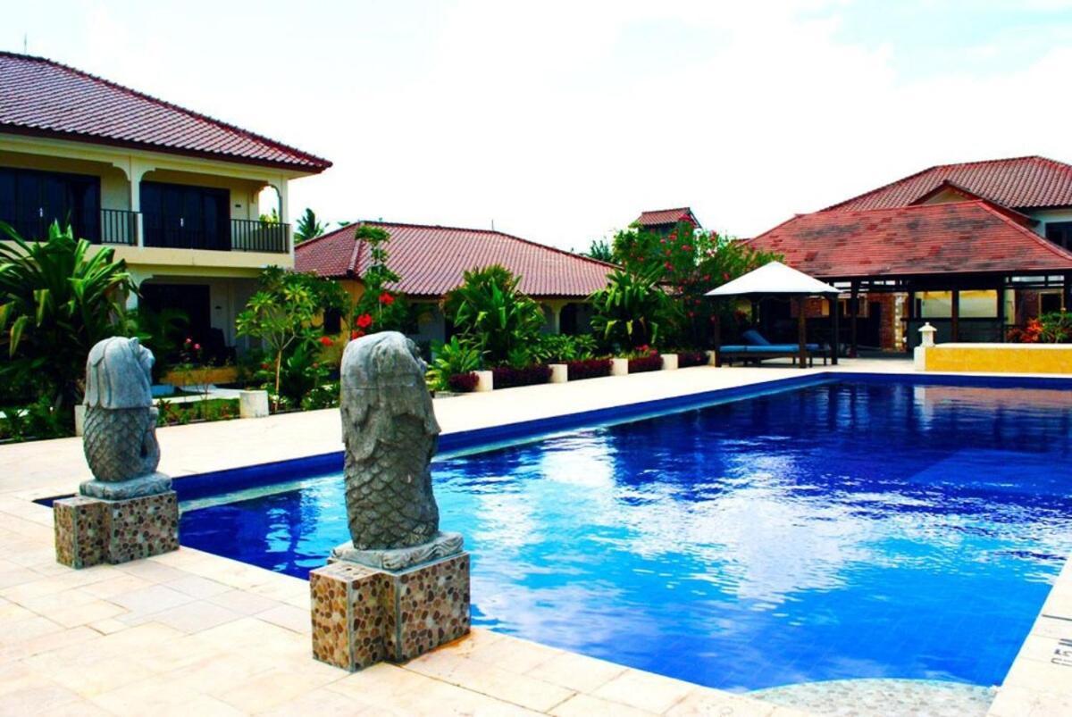 Lombok Beach Hotel Montongbuwoh Екстер'єр фото