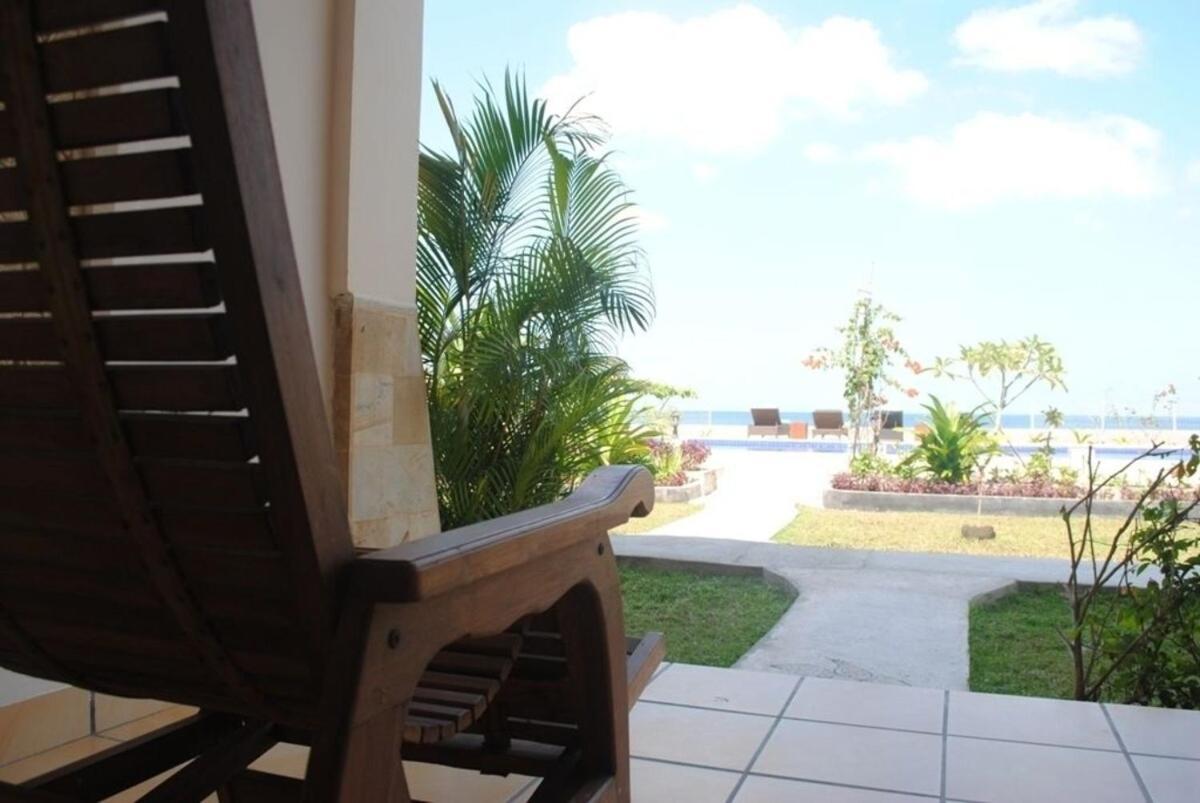 Lombok Beach Hotel Montongbuwoh Екстер'єр фото