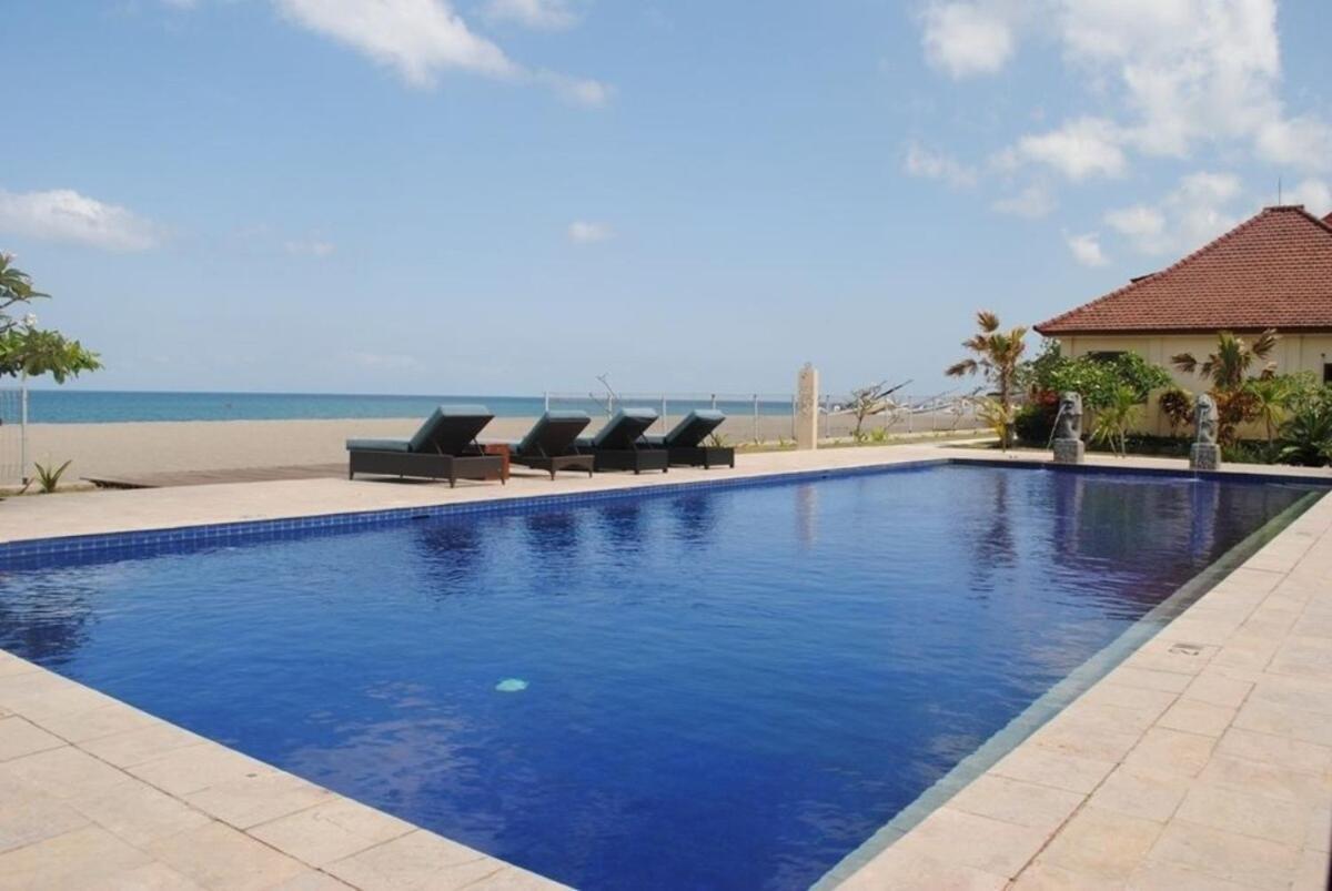 Lombok Beach Hotel Montongbuwoh Екстер'єр фото